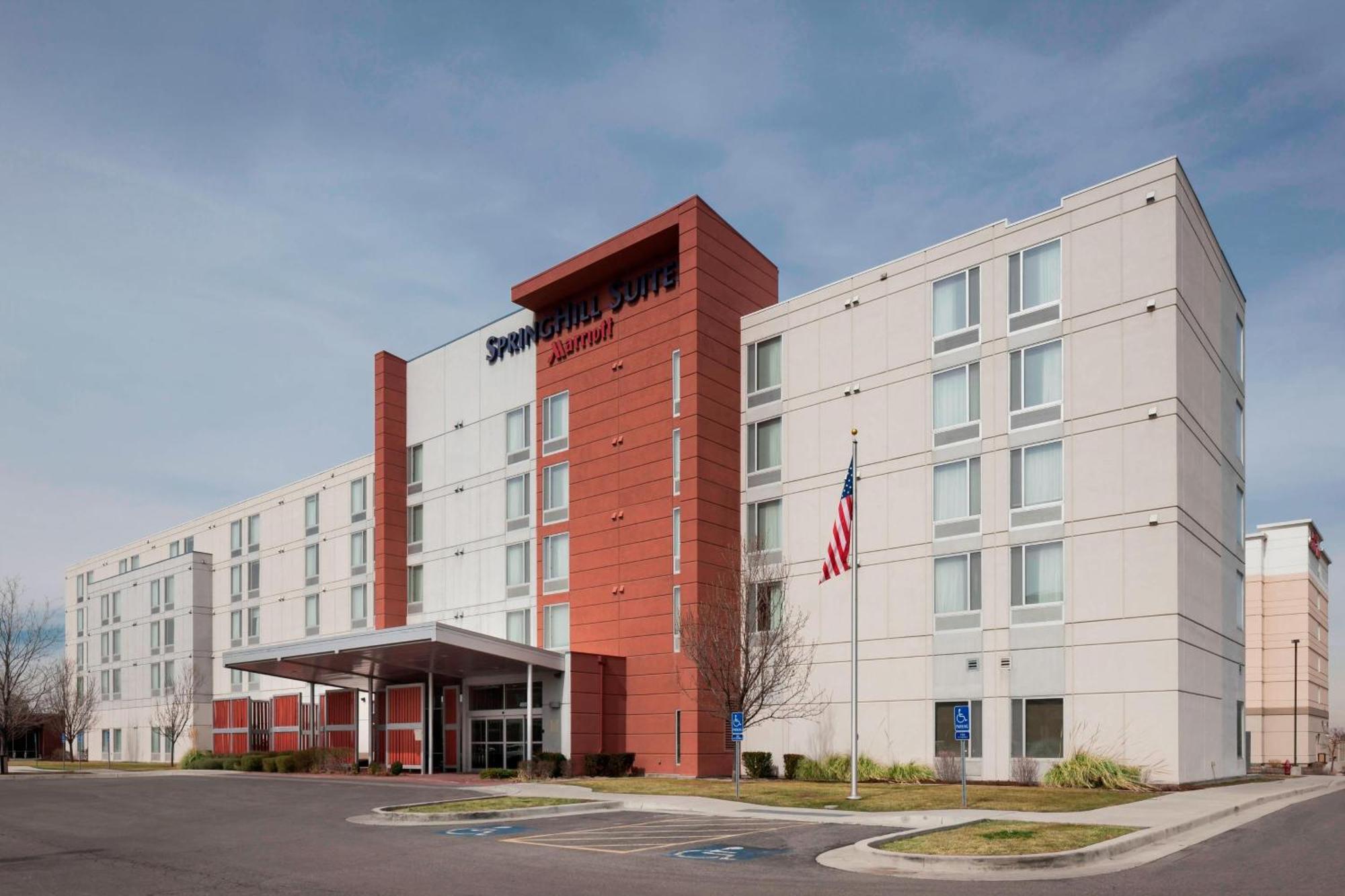 Springhill Suites By Marriott Salt Lake City Airport Exterior foto
