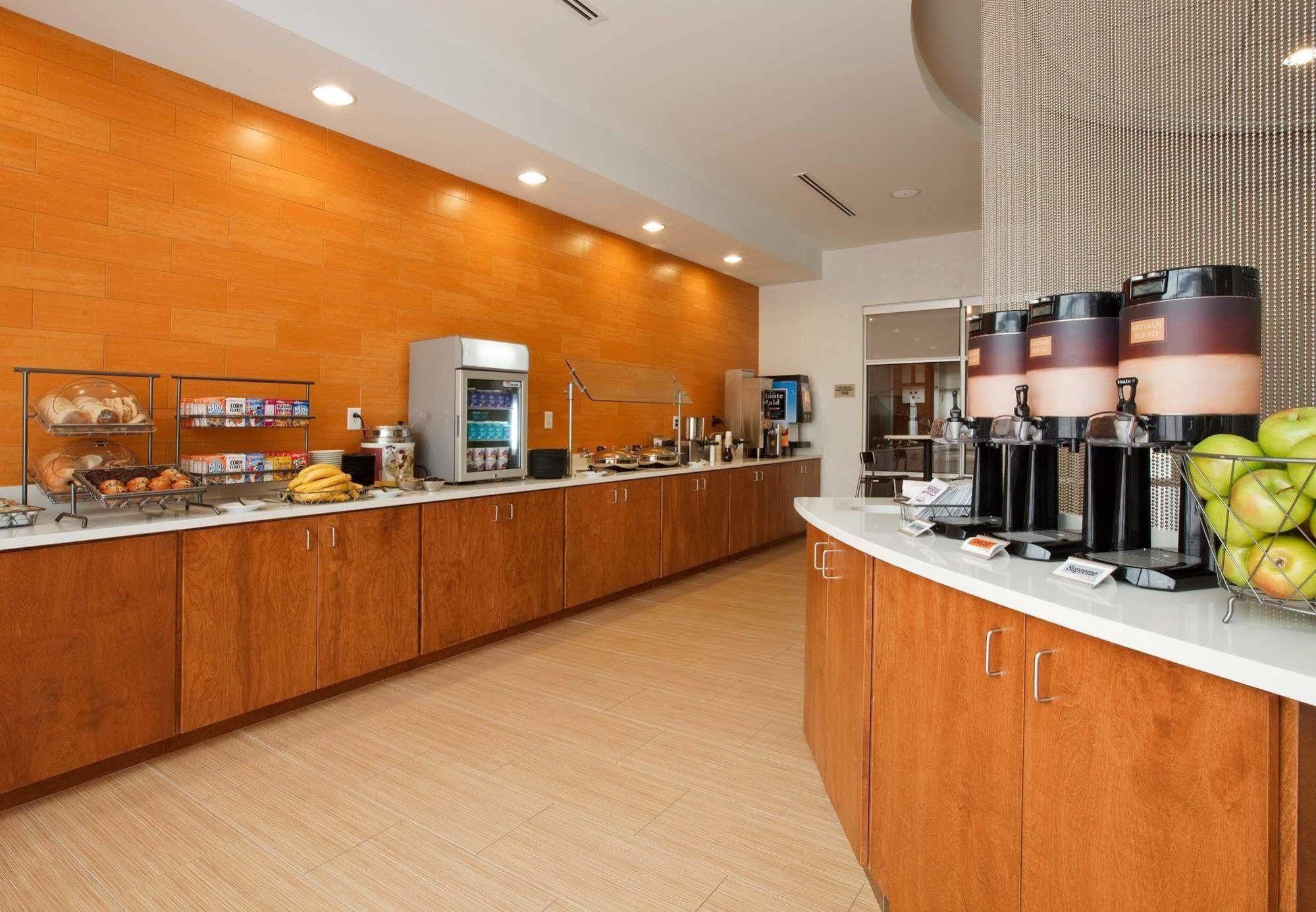 Springhill Suites By Marriott Salt Lake City Airport Exterior foto